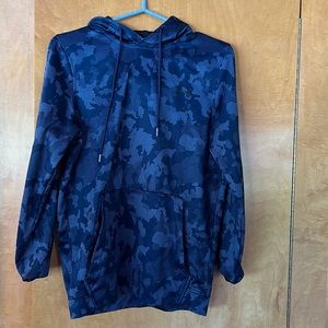 Under Armour Mens cold gear navy digital camp hoodie.